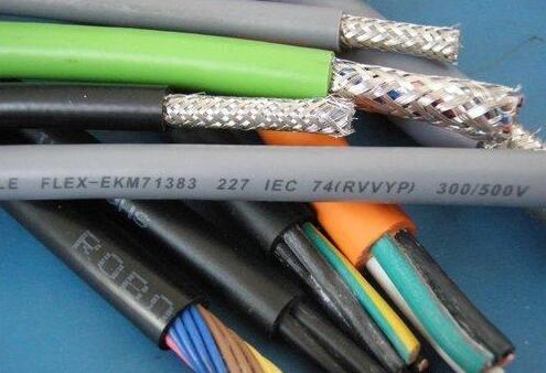 201703132235372818 201703132235372818